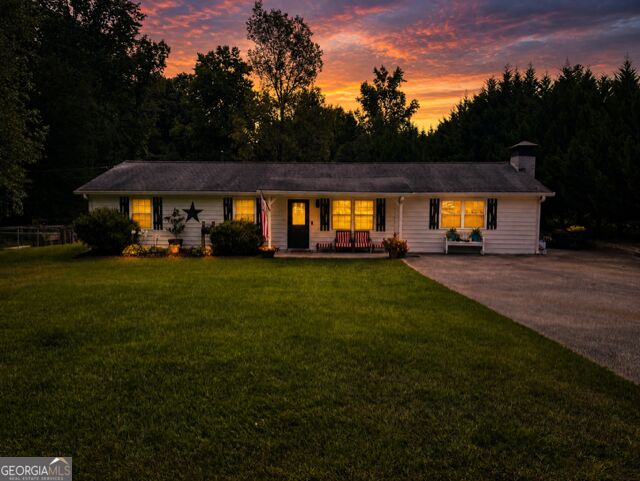 7590 Post Road Property Photo 1