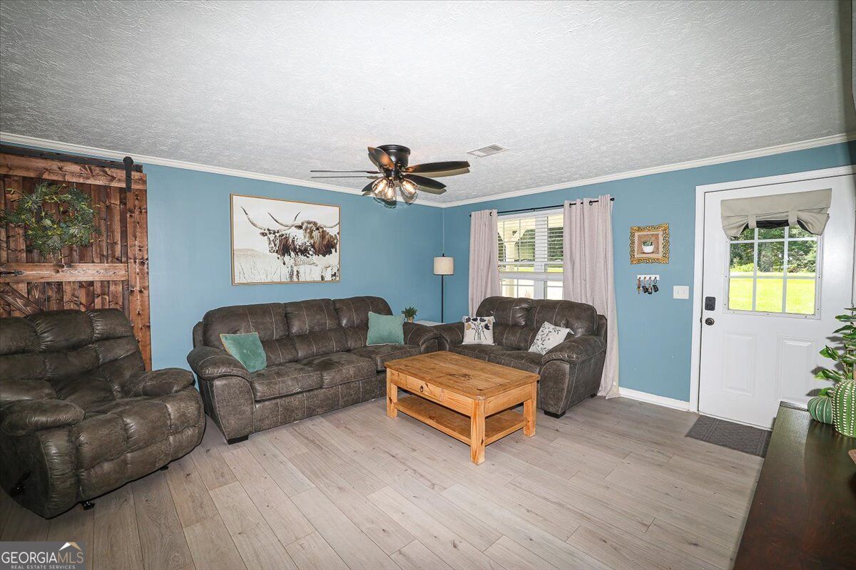 7590 Post Road Property Photo 16