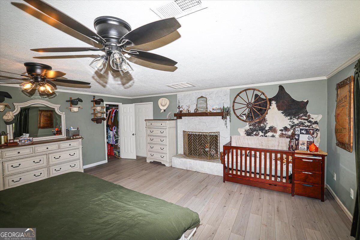 7590 Post Road Property Photo 20