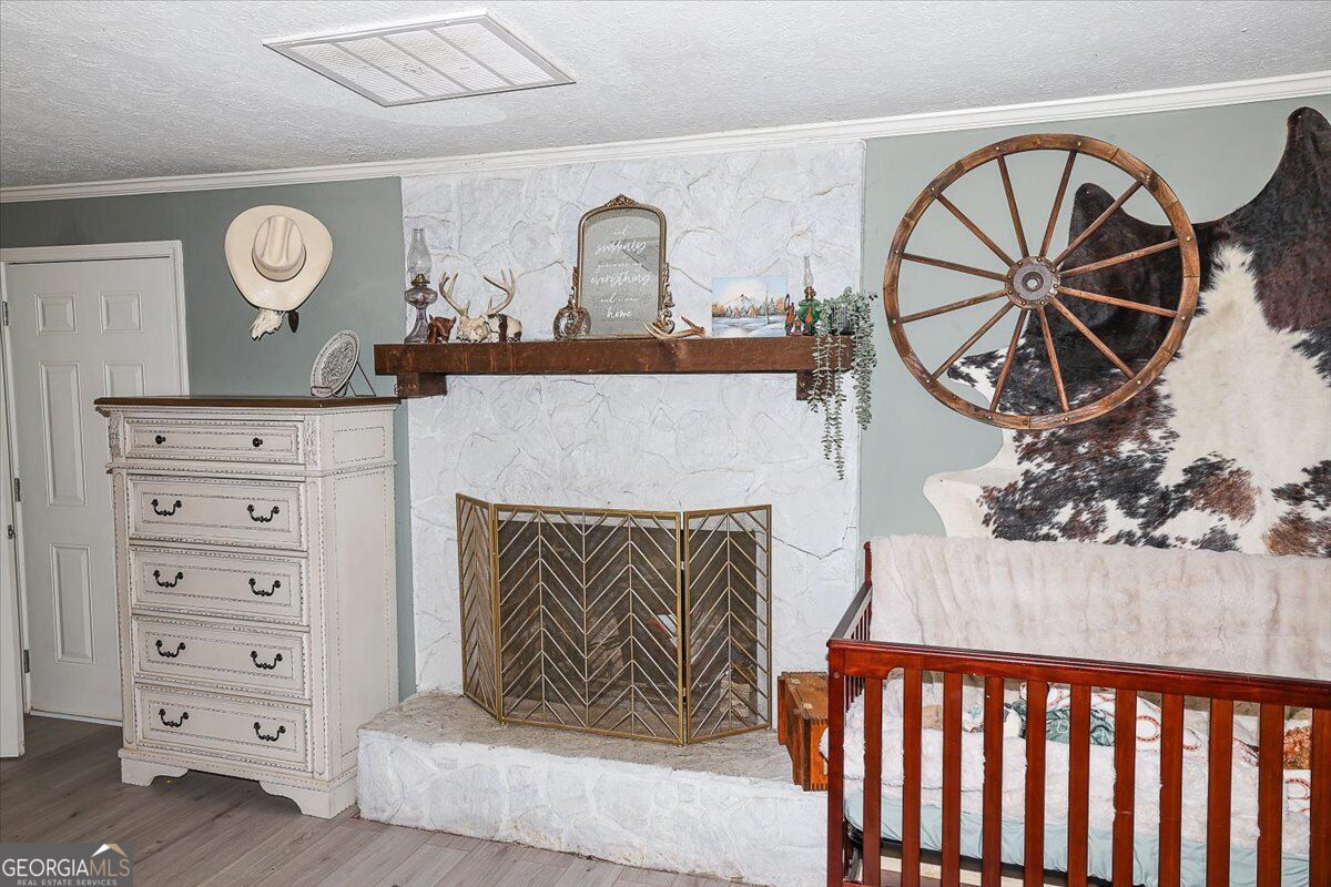 7590 Post Road Property Photo 22