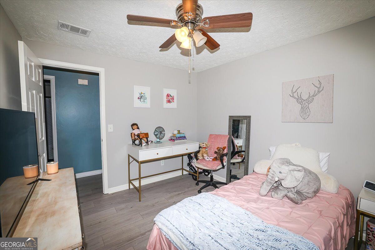 7590 Post Road Property Photo 28