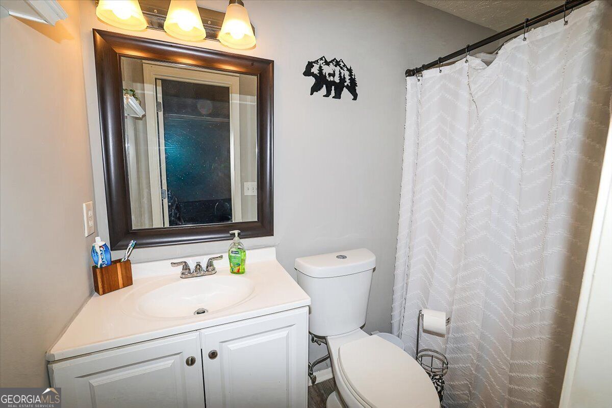 7590 Post Road Property Photo 31