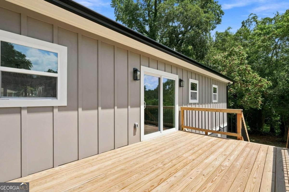 2847 Mitchell Place Property Photo 23