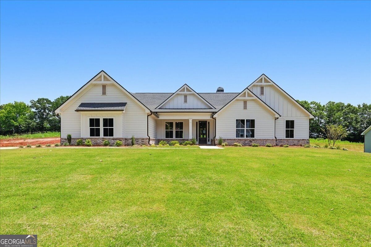 131 Maney Drive Property Photo 1