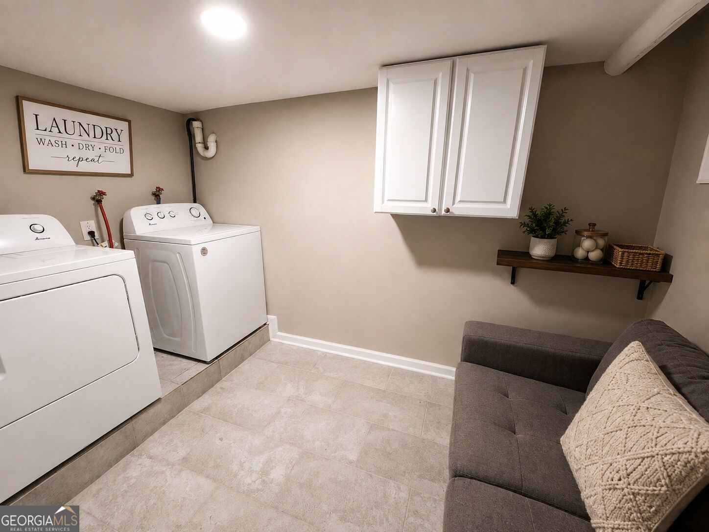 1923 Thompson Avenue # 2 Property Photo 2