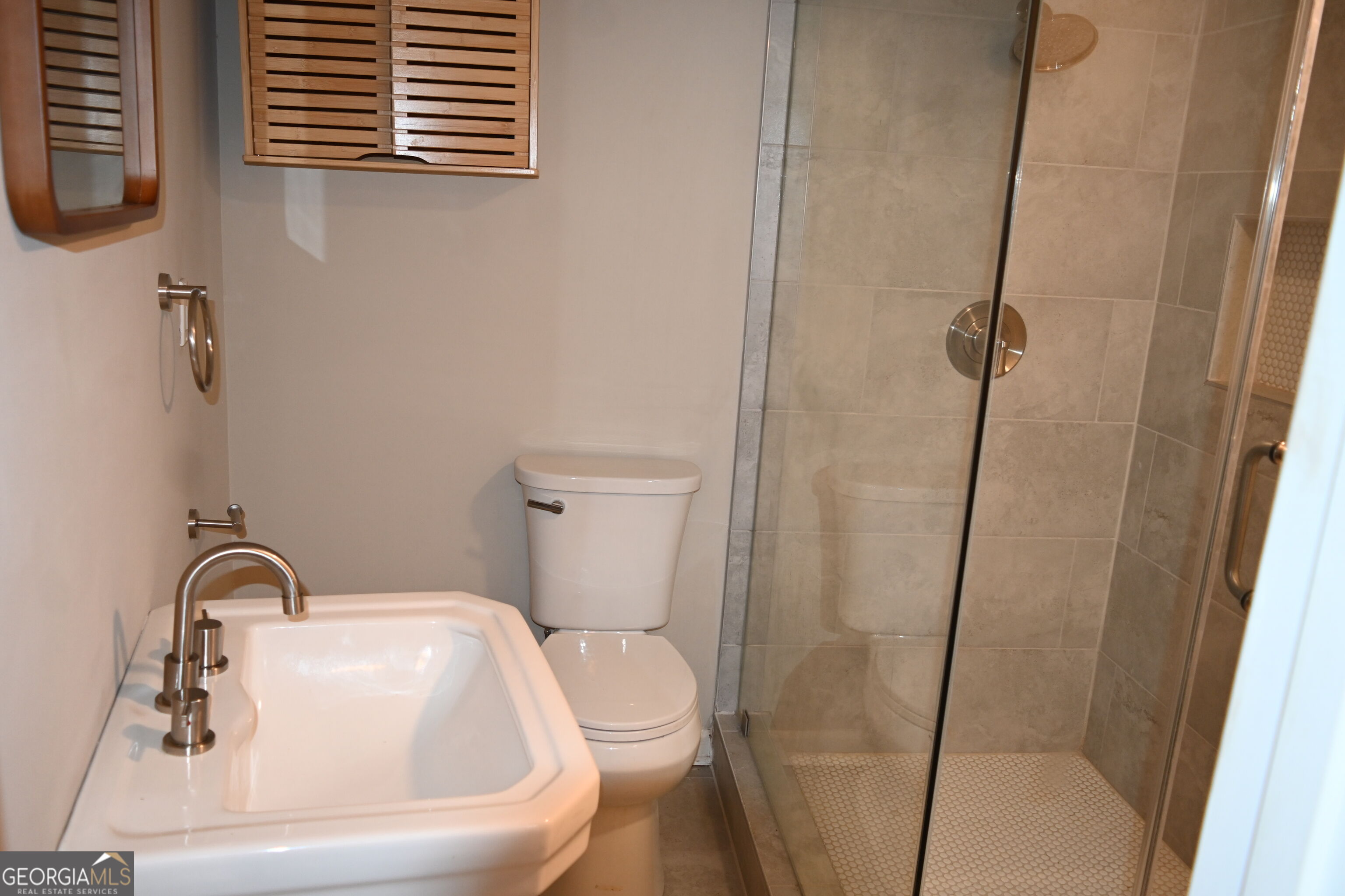 1923 Thompson Avenue # 2 Property Photo 13