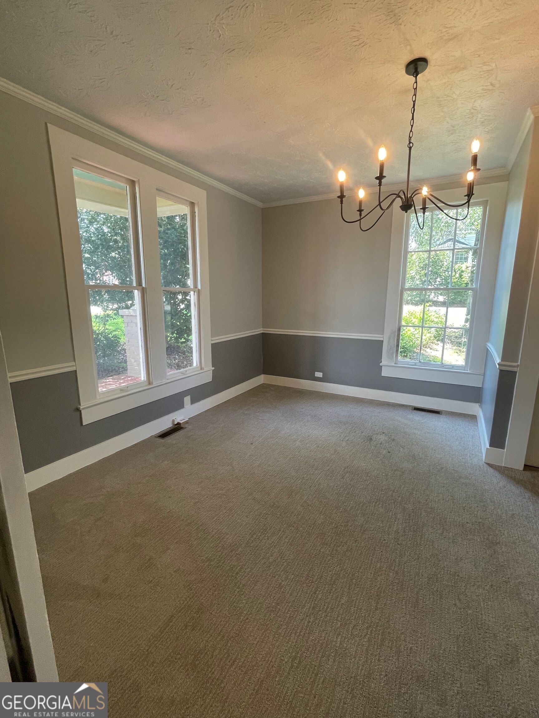 501 Jackson Street Property Photo 6