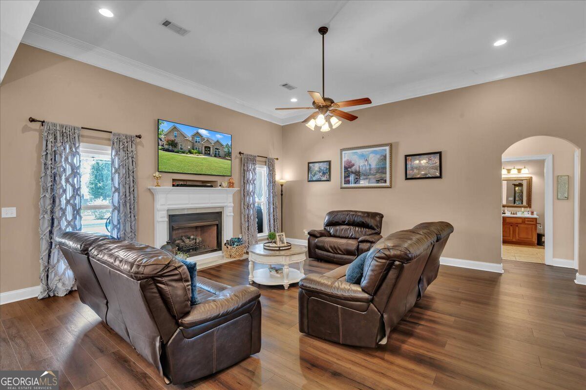 113 Bridgeway Drive Property Photo 16