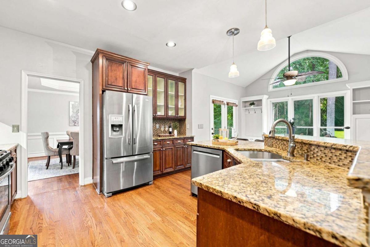 7350 Devonhall Way Property Photo 12