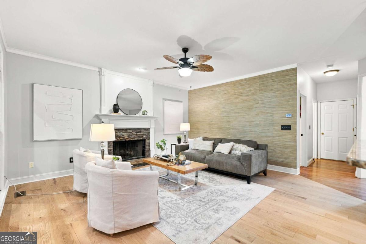 7350 Devonhall Way Property Photo 18