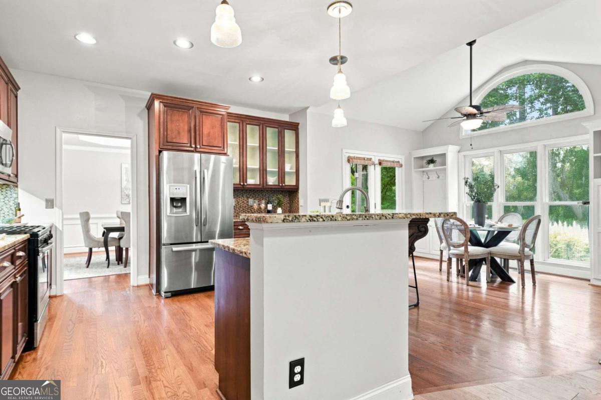 7350 Devonhall Way Property Photo 25