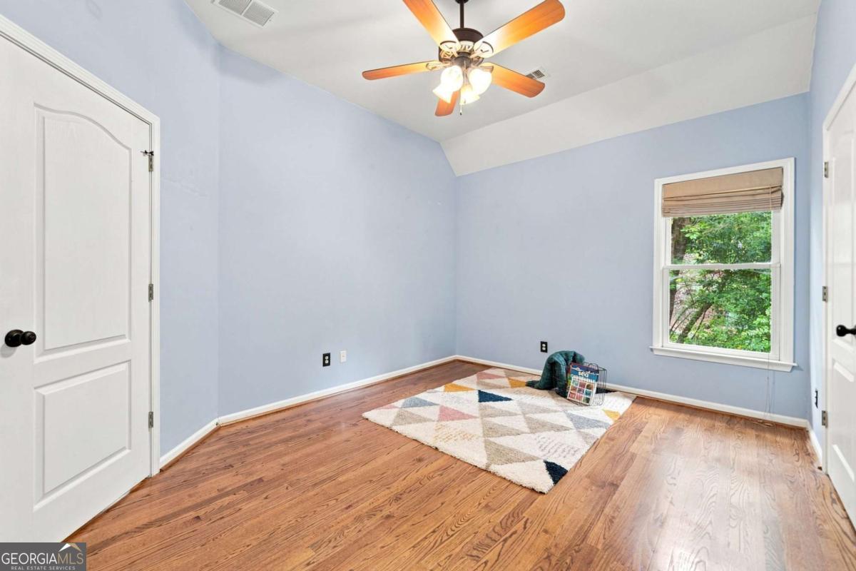 7350 Devonhall Way Property Photo 34