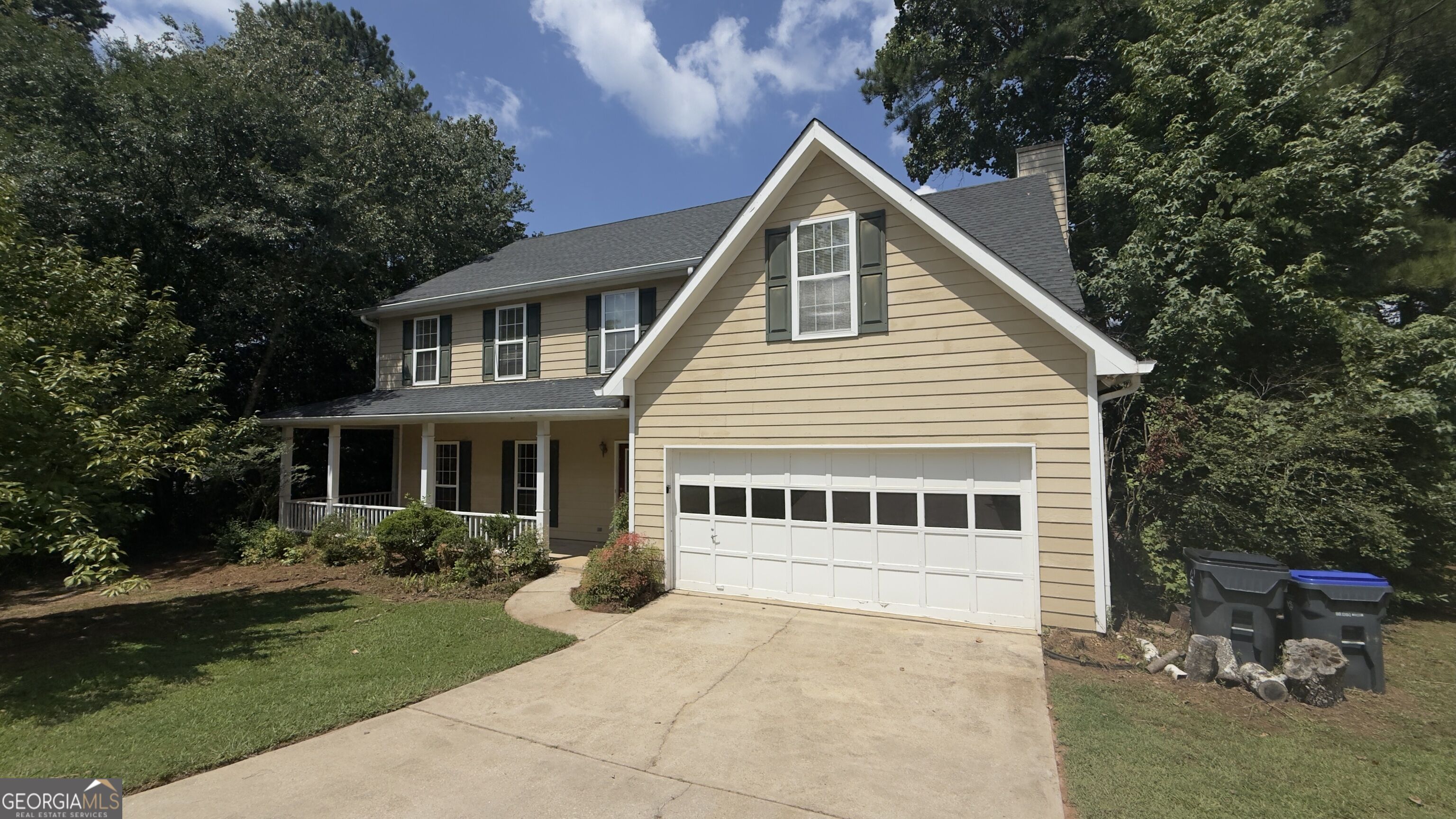 2042 Fox Hound Way Property Photo 1
