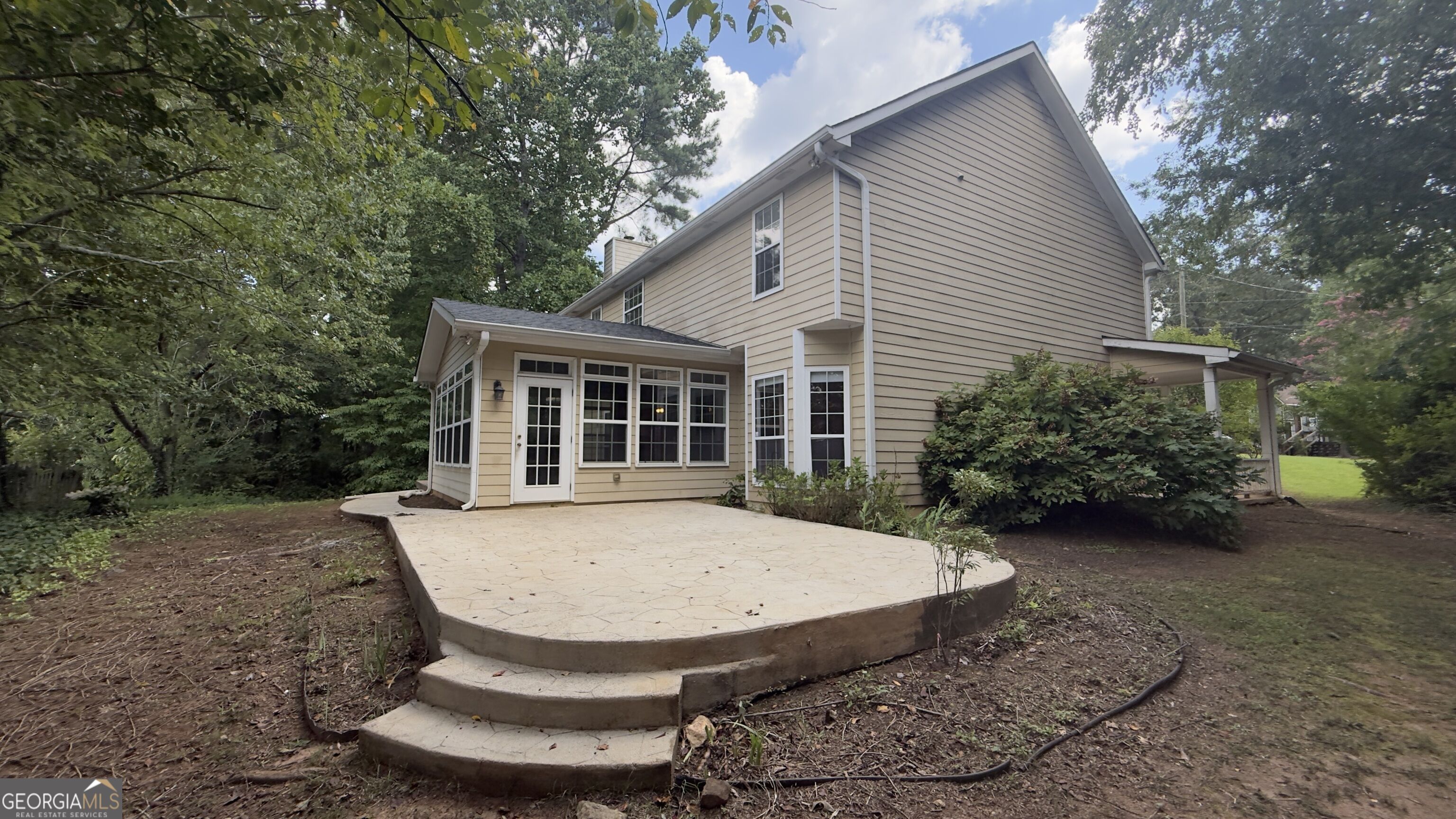 2042 Fox Hound Way Property Photo 12