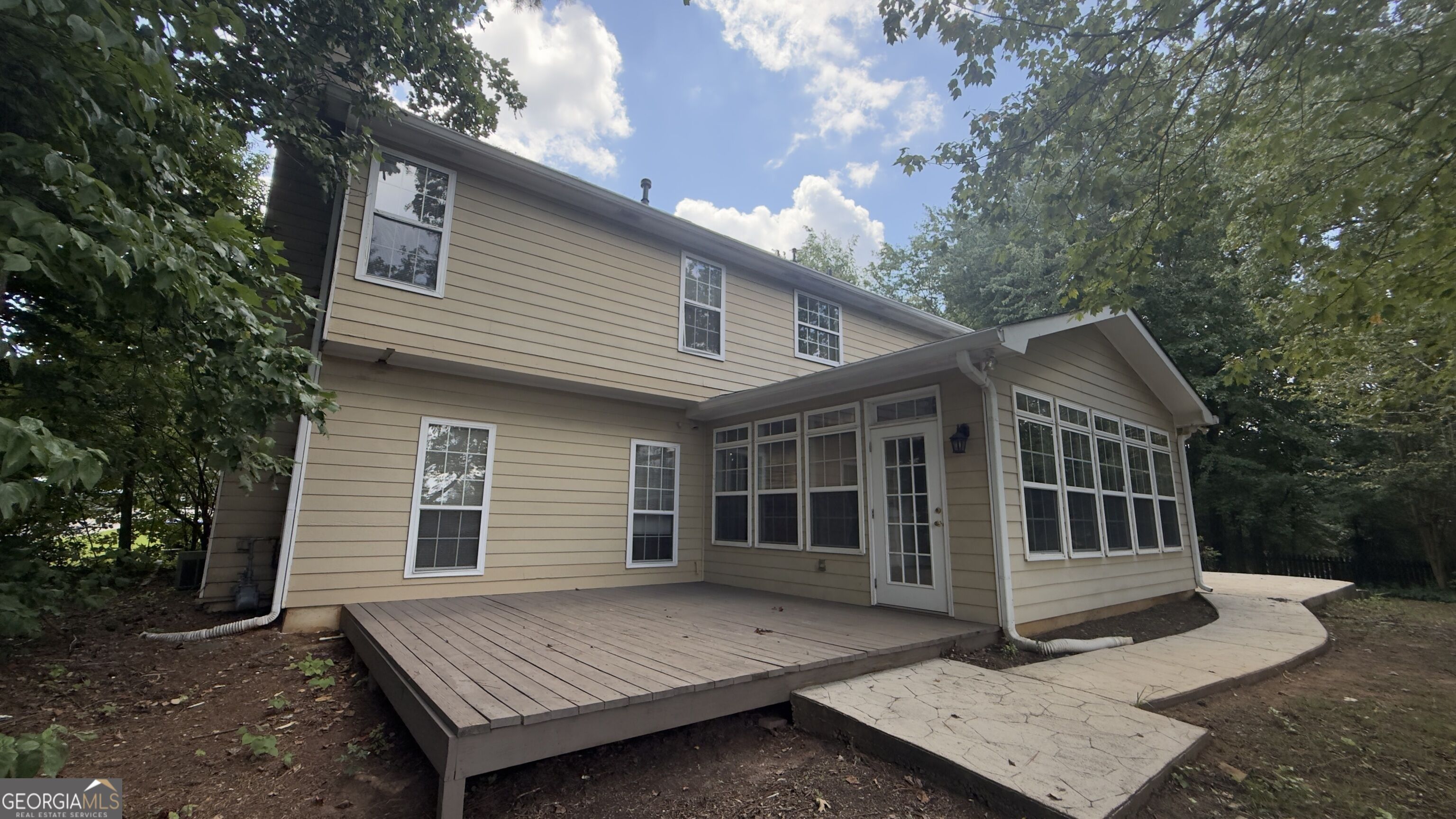2042 Fox Hound Way Property Photo 13