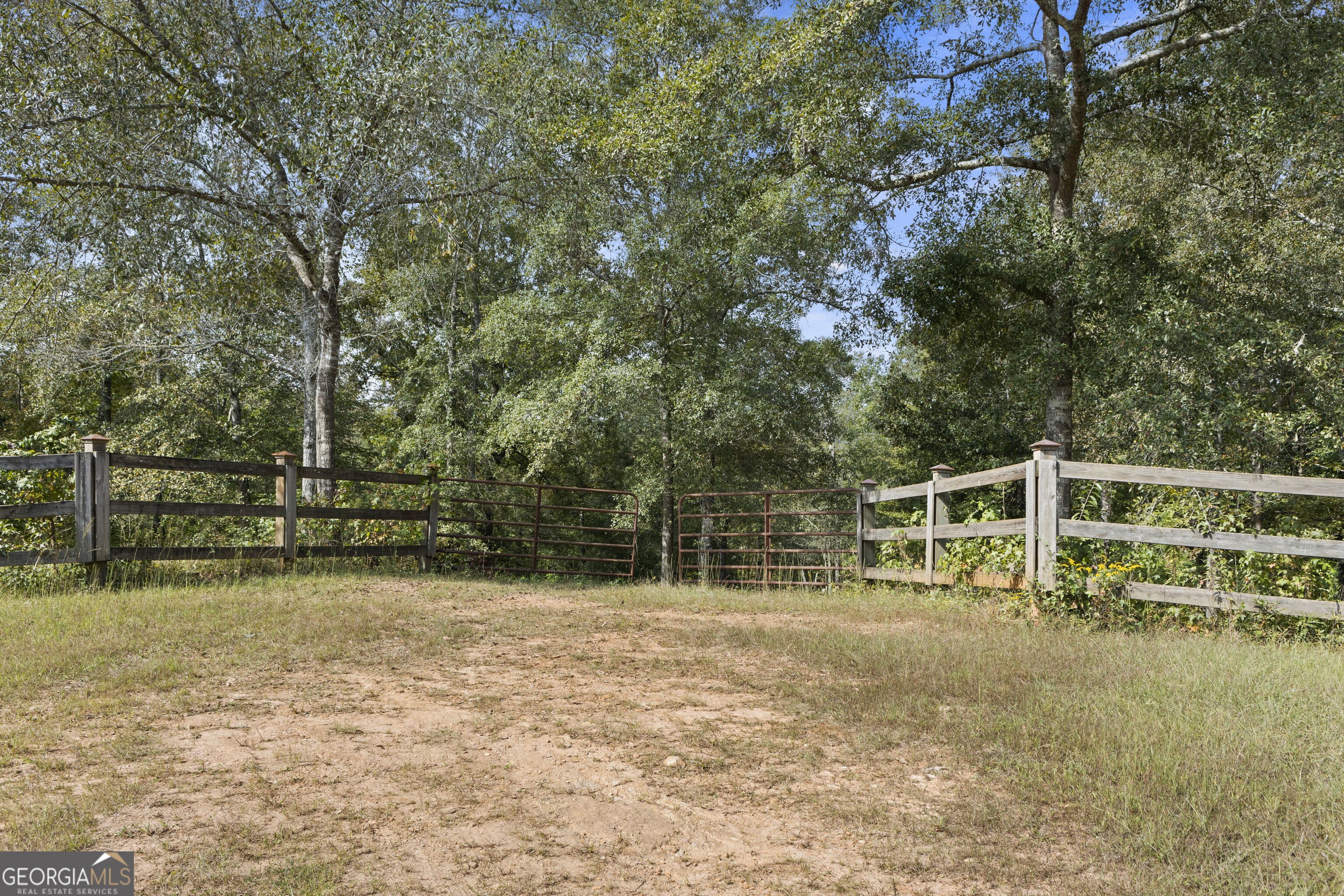 4 County Road 244 Property Photo 34