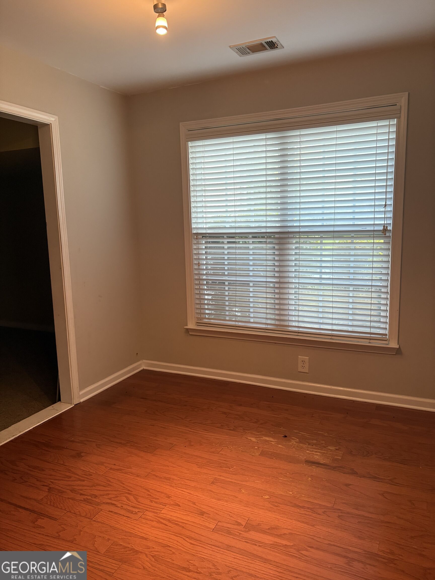 3289 Wellington Walk Sw Property Photo 2