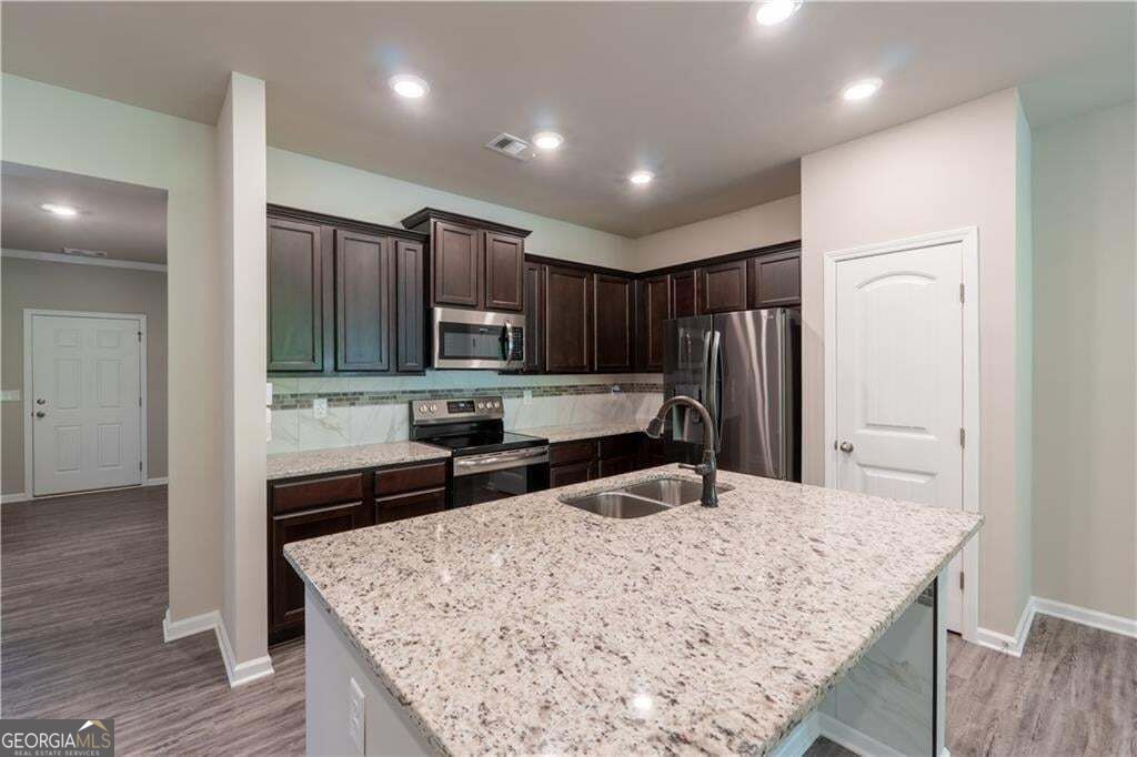 78 Sanctuary Place Property Photo 9