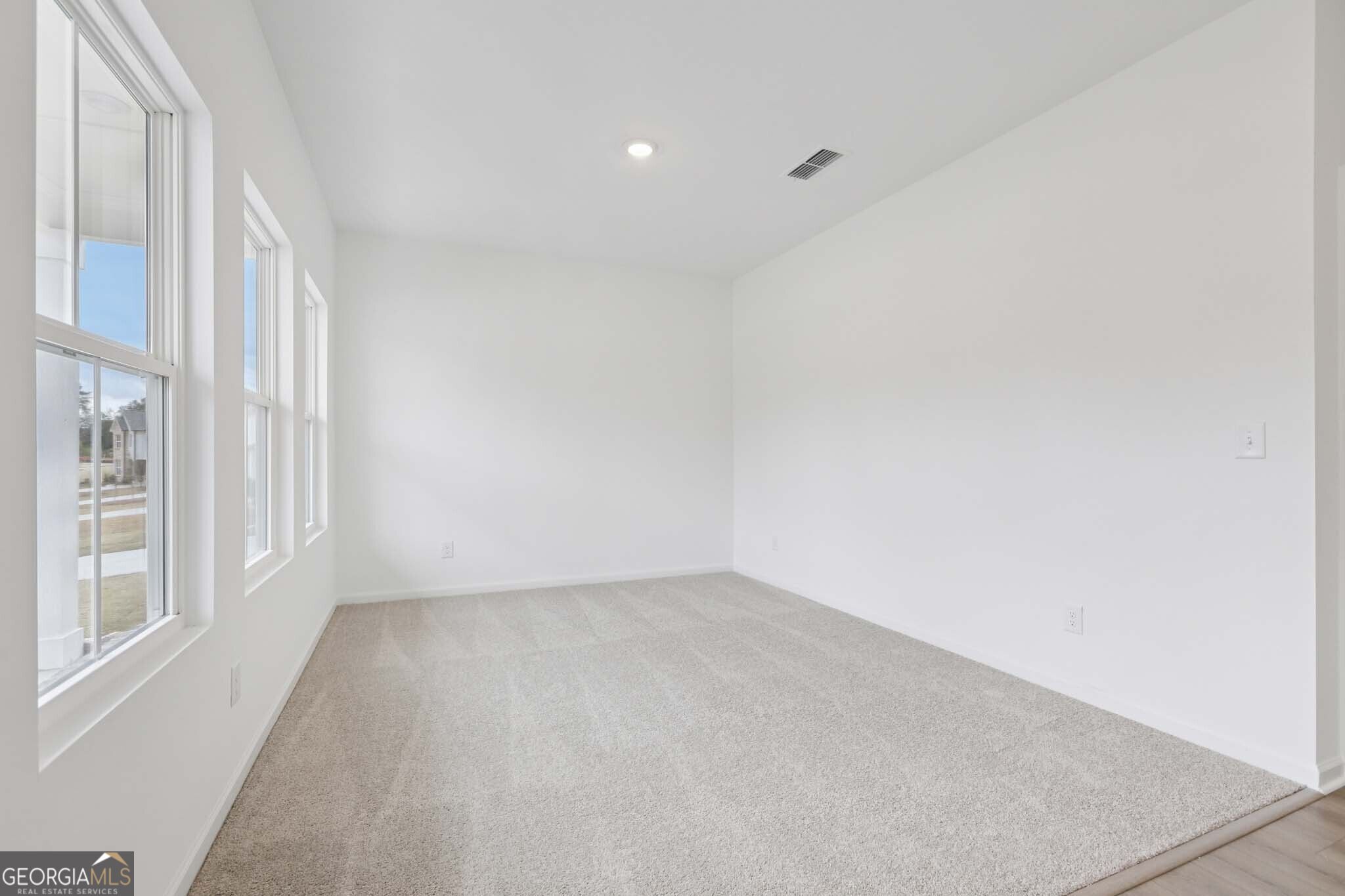 7348 Tenton Crossing Property Photo 3