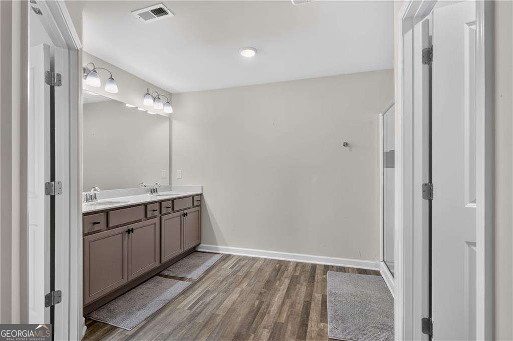 4711 Fairfax Drive Property Photo 36