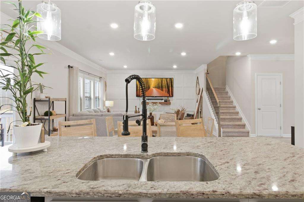 106 Creekside Bluff Way Property Photo 21