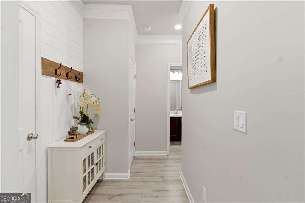106 Creekside Bluff Way Property Photo 25