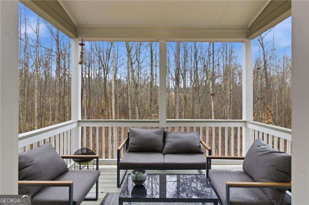 106 Creekside Bluff Way Property Photo 28