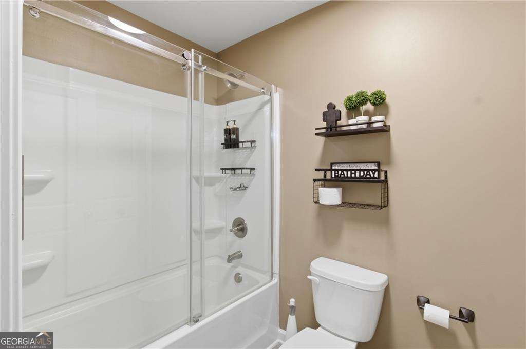 106 Creekside Bluff Way Property Photo 37