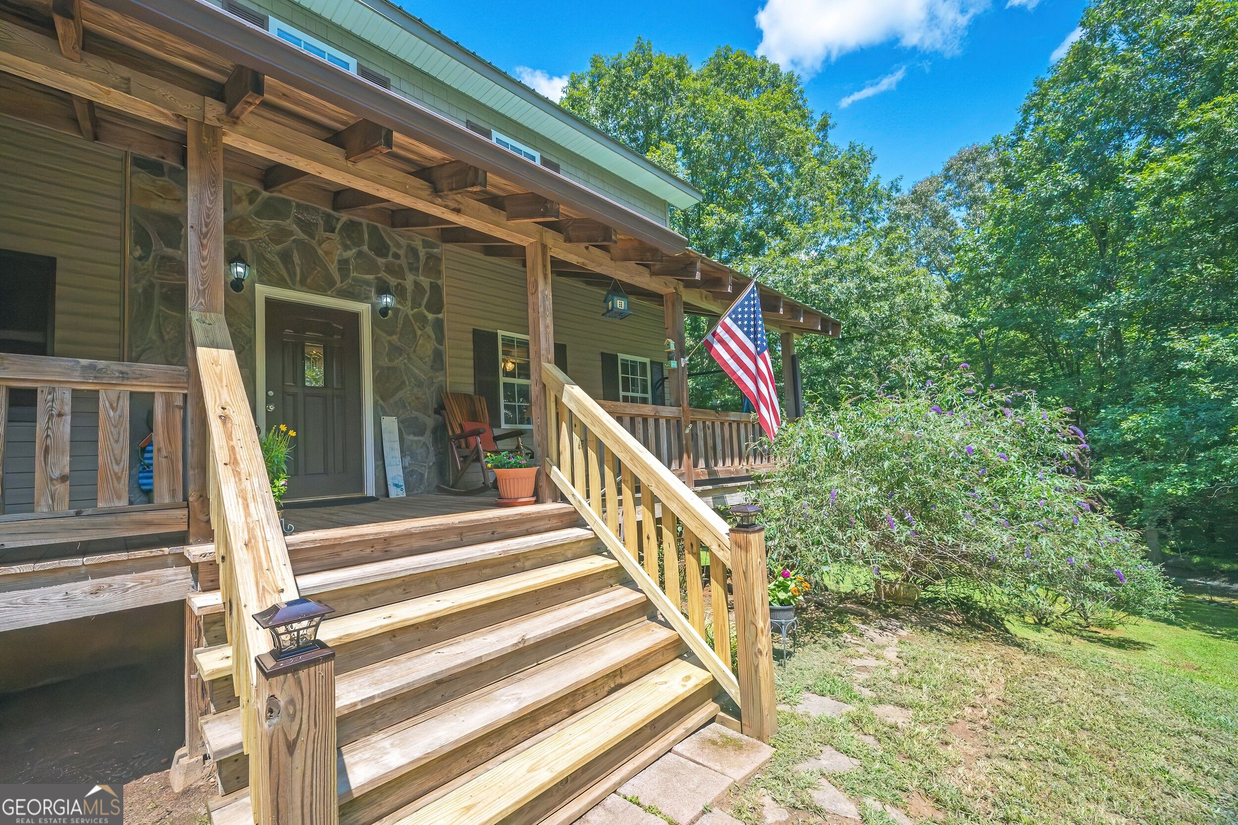 495 Dockery Lane Property Photo 3