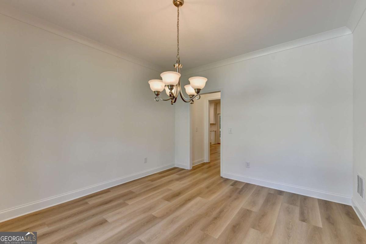 9135 Fox Trail Lane Property Photo 10