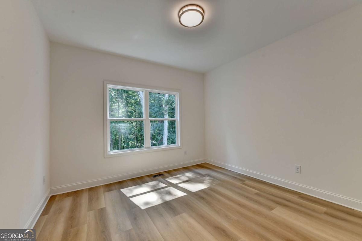 9135 Fox Trail Lane Property Photo 33