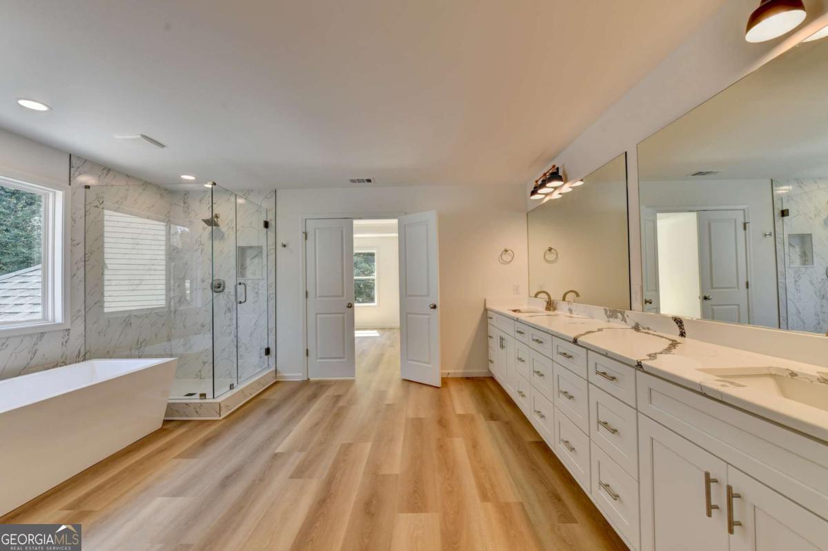 9135 Fox Trail Lane Property Photo 45