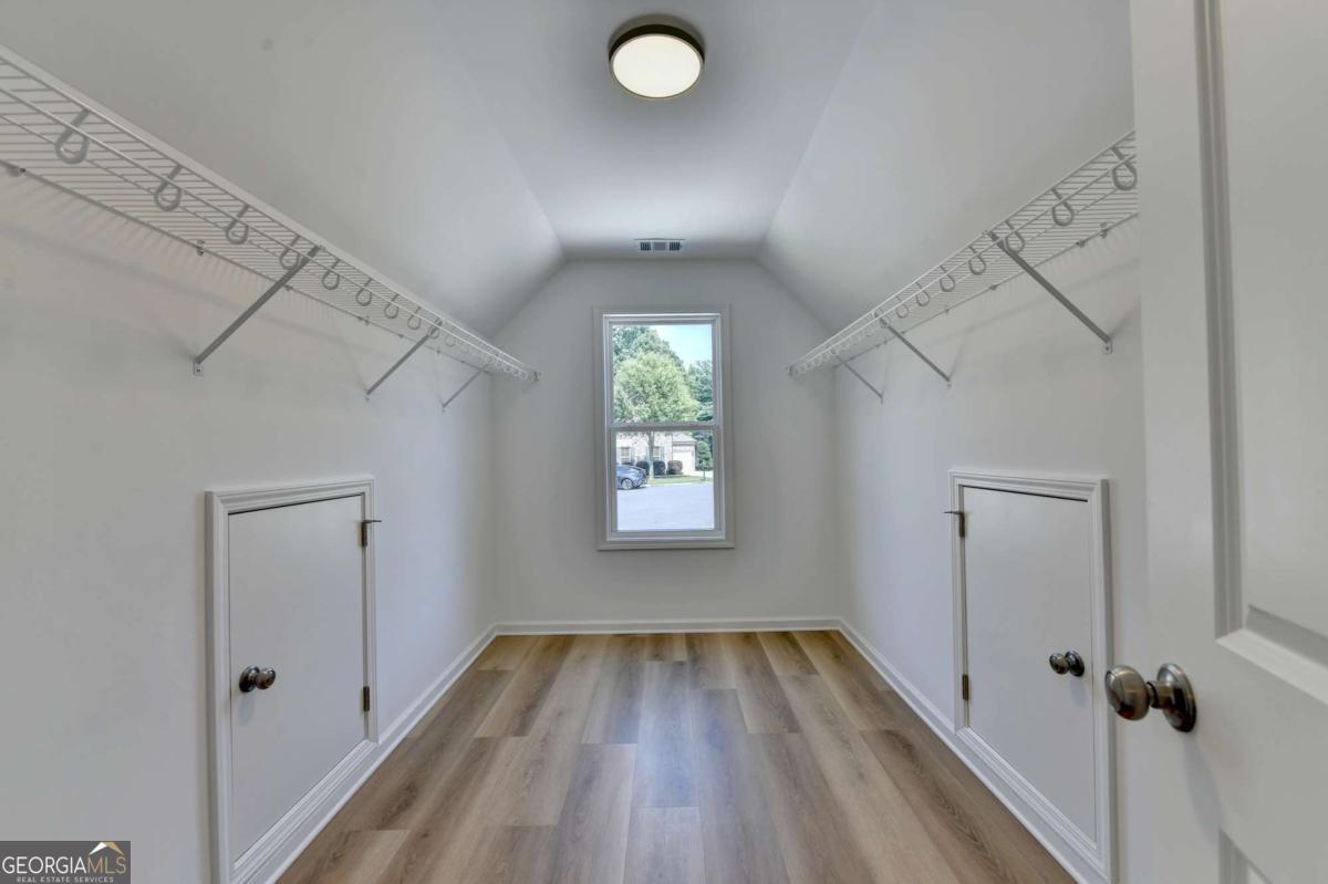9135 Fox Trail Lane Property Photo 47