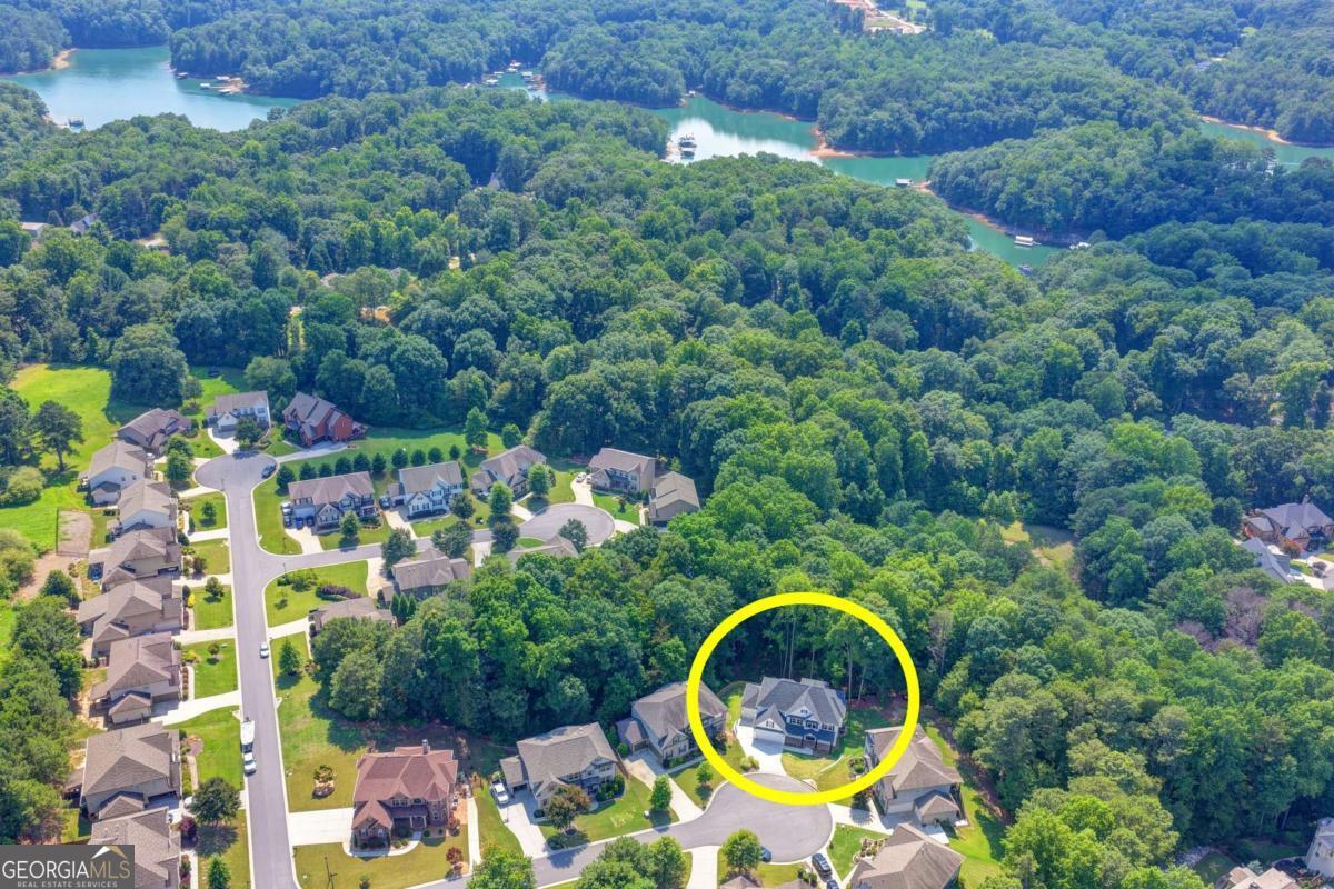 9135 Fox Trail Lane Property Photo 83