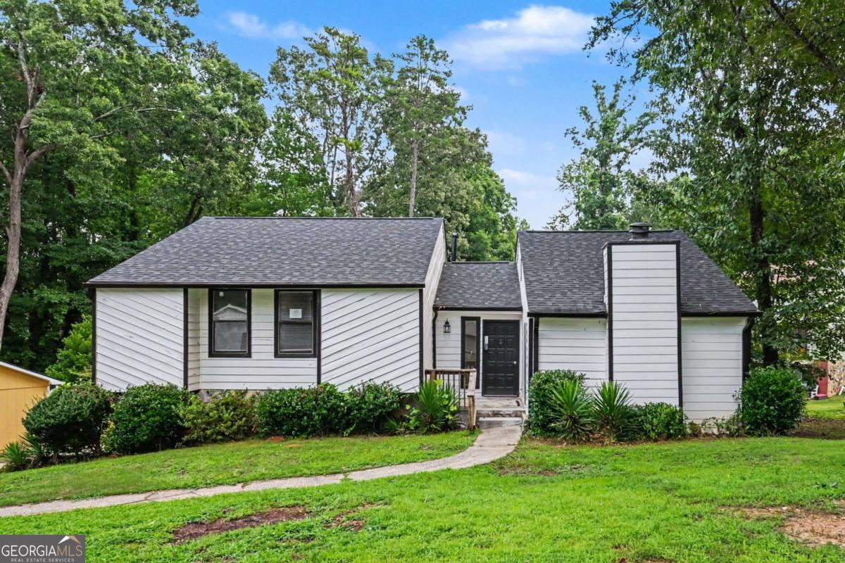 1144 Cedar Log Place Property Photo 1