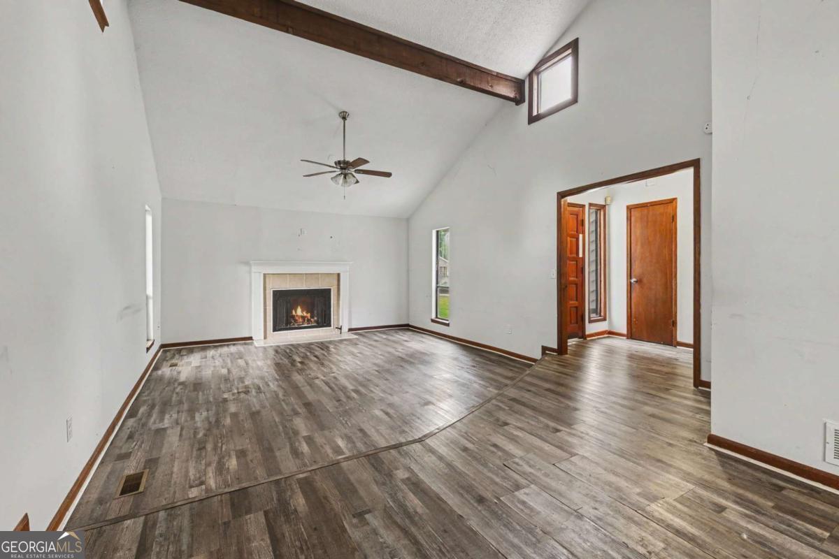 1144 Cedar Log Place Property Photo 4
