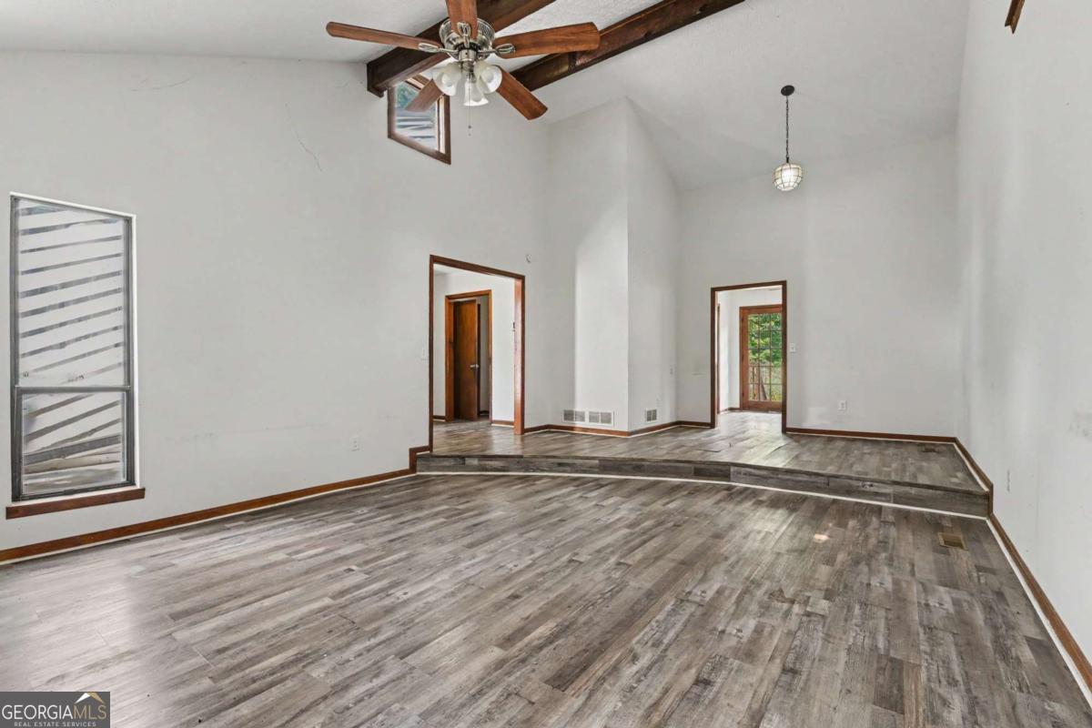 1144 Cedar Log Place Property Photo 5