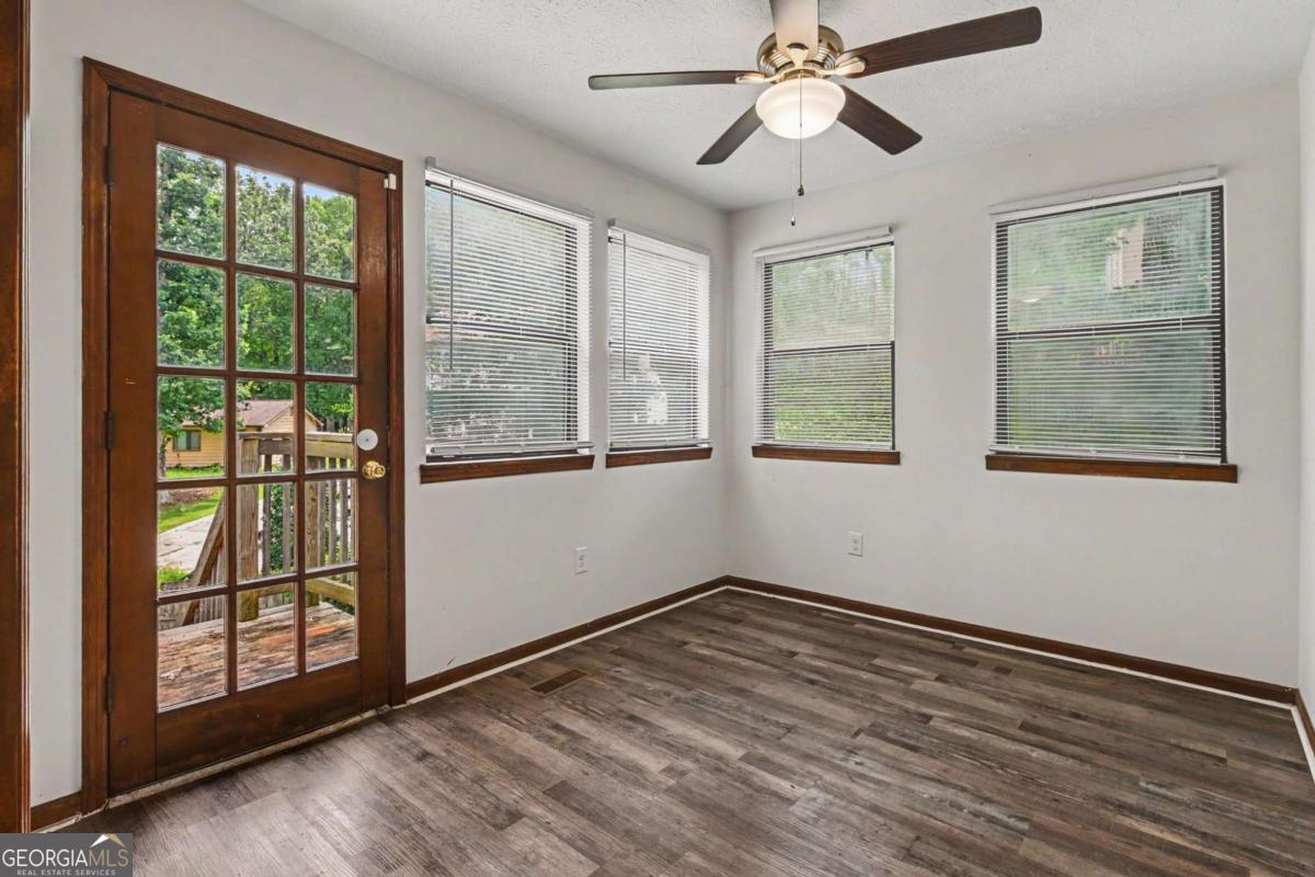 1144 Cedar Log Place Property Photo 6