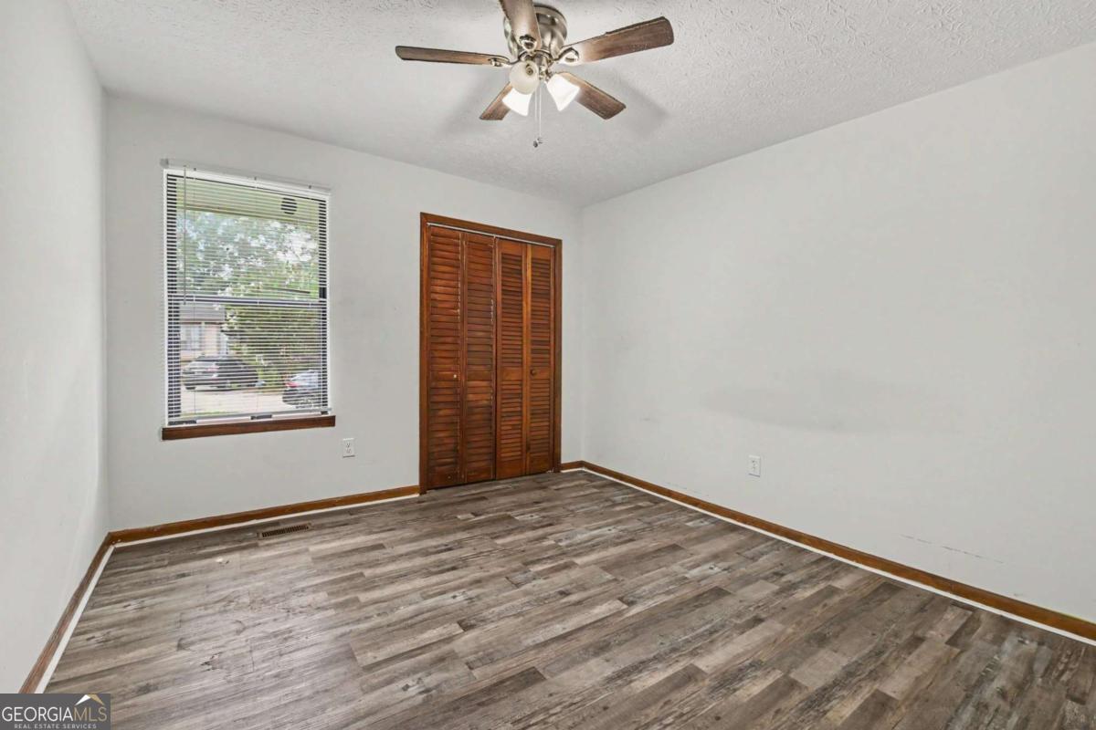 1144 Cedar Log Place Property Photo 12