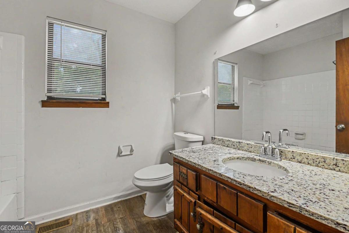 1144 Cedar Log Place Property Photo 13