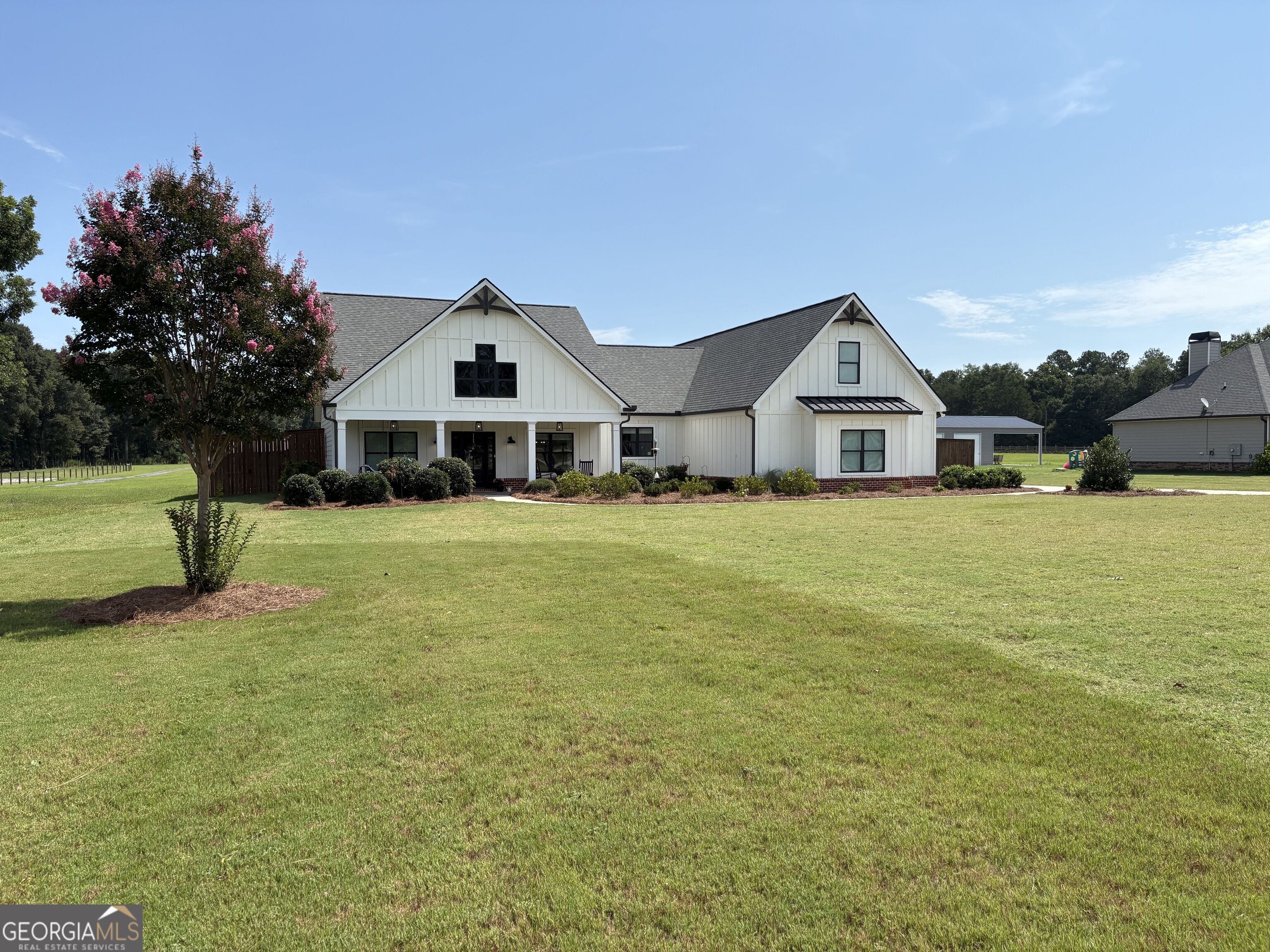 3706 Highway 83 Property Photo 4