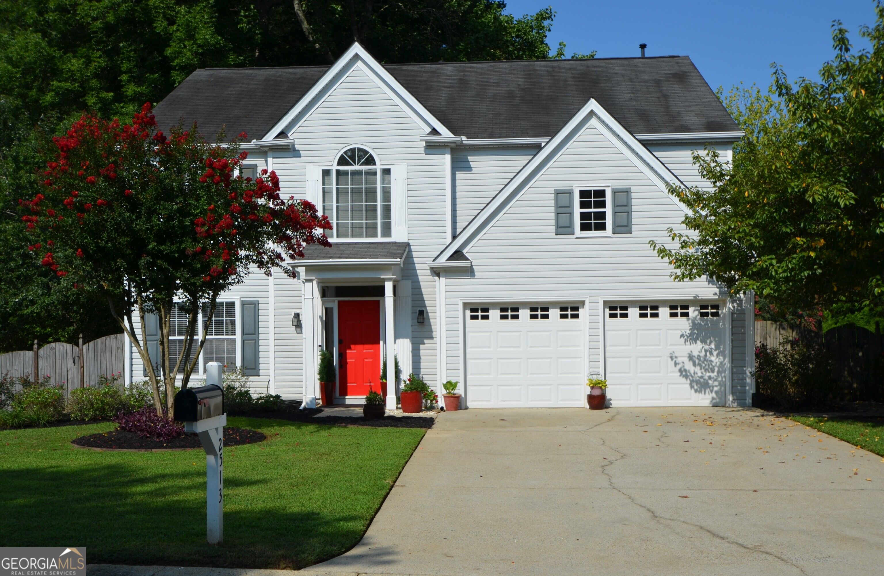 2513 Baysridge Drive Nw Property Photo 1