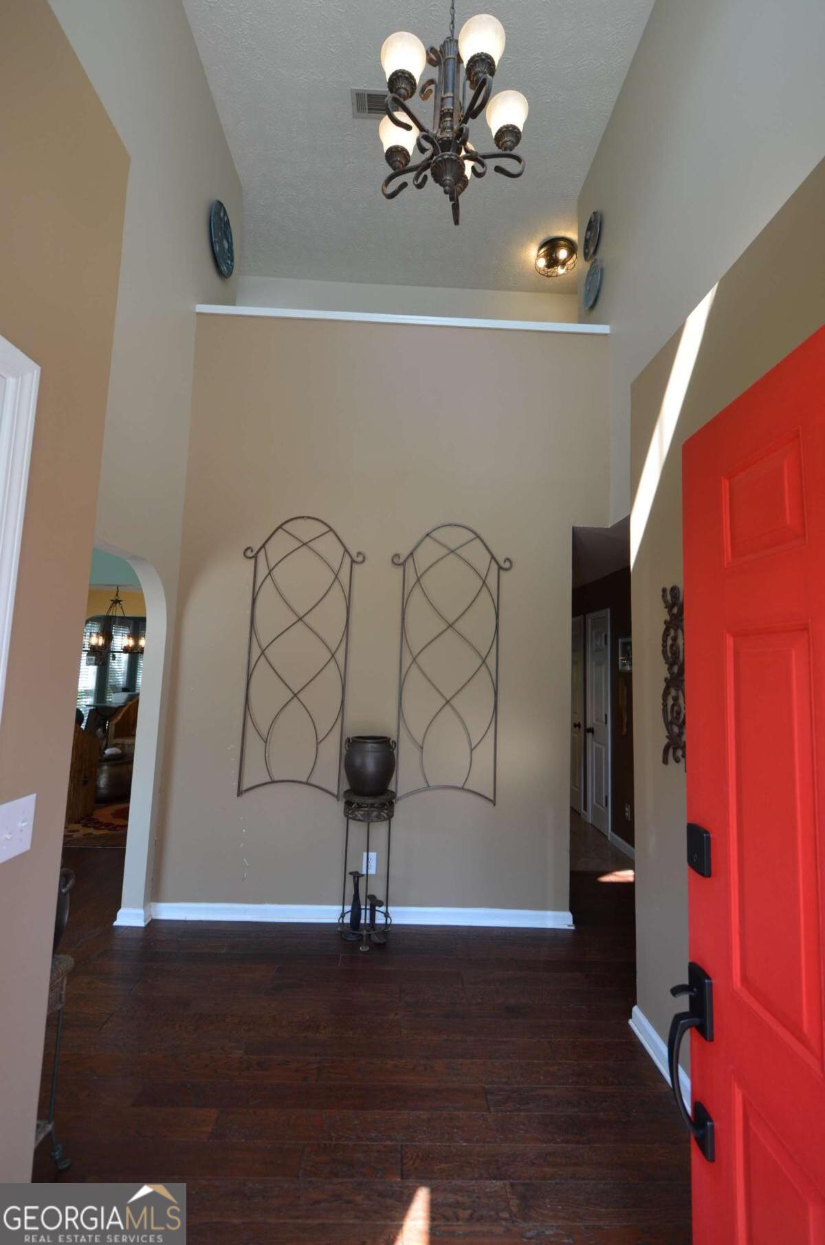 2513 Baysridge Drive Nw Property Photo 3
