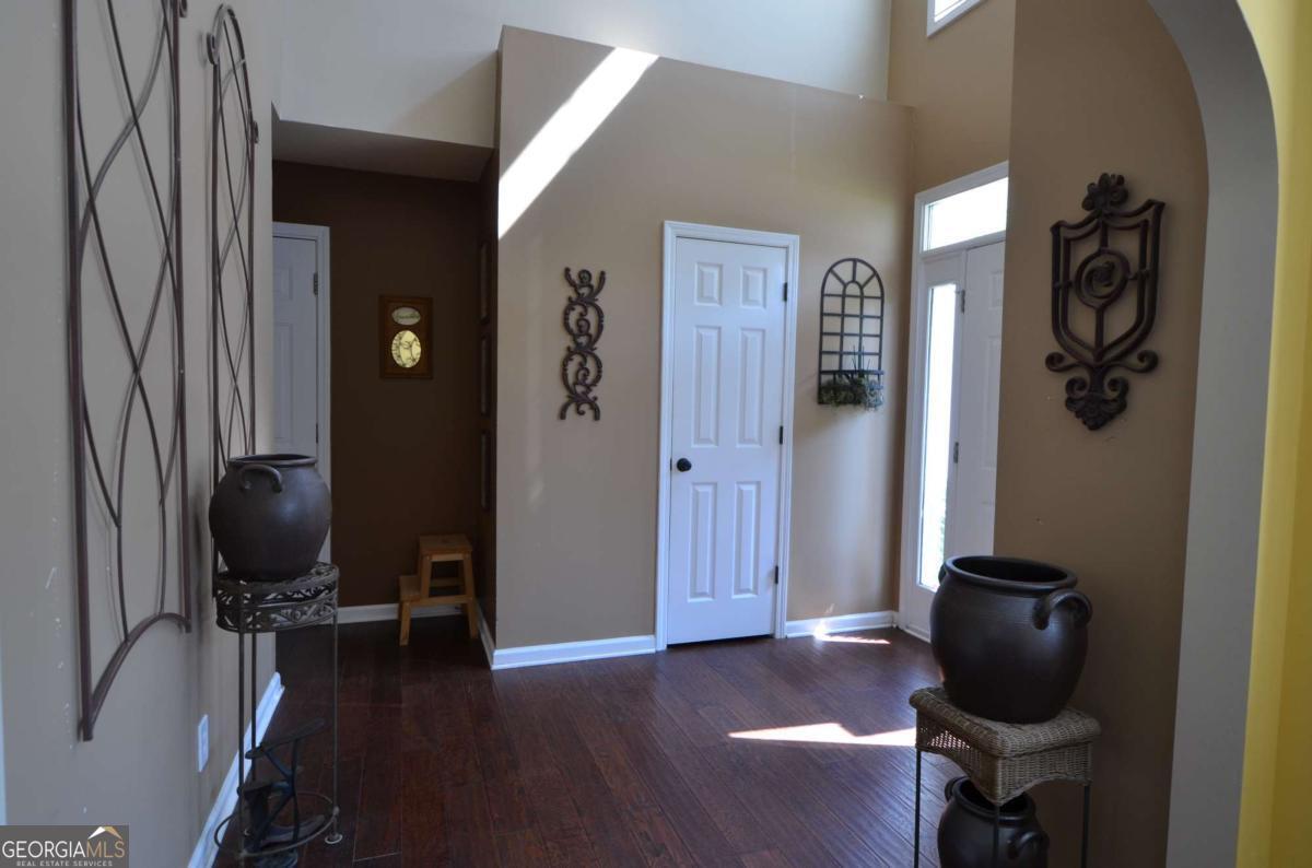 2513 Baysridge Drive Nw Property Photo 4