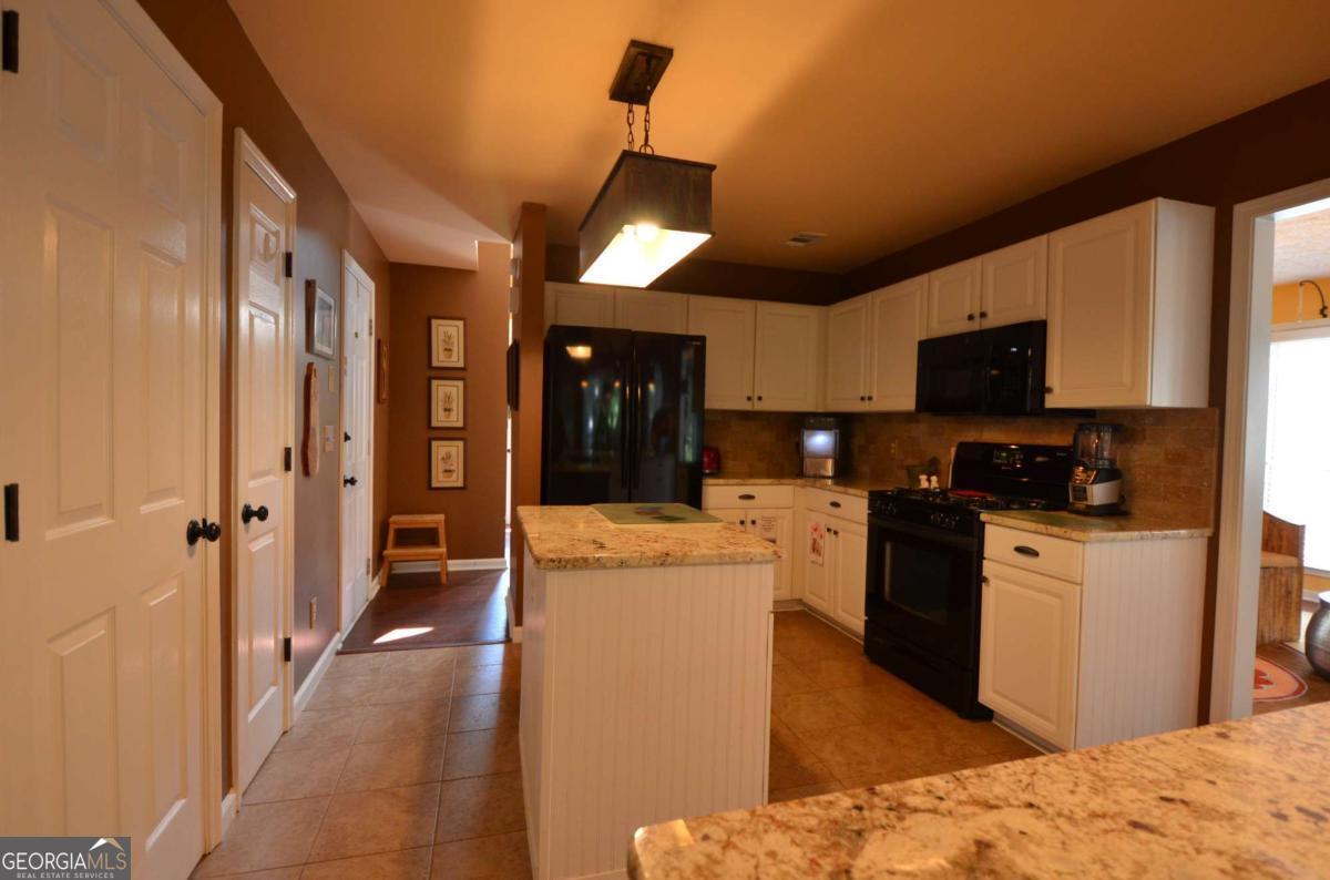 2513 Baysridge Drive Nw Property Photo 12