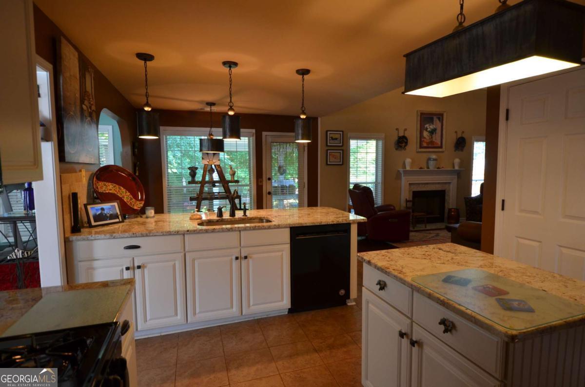 2513 Baysridge Drive Nw Property Photo 14