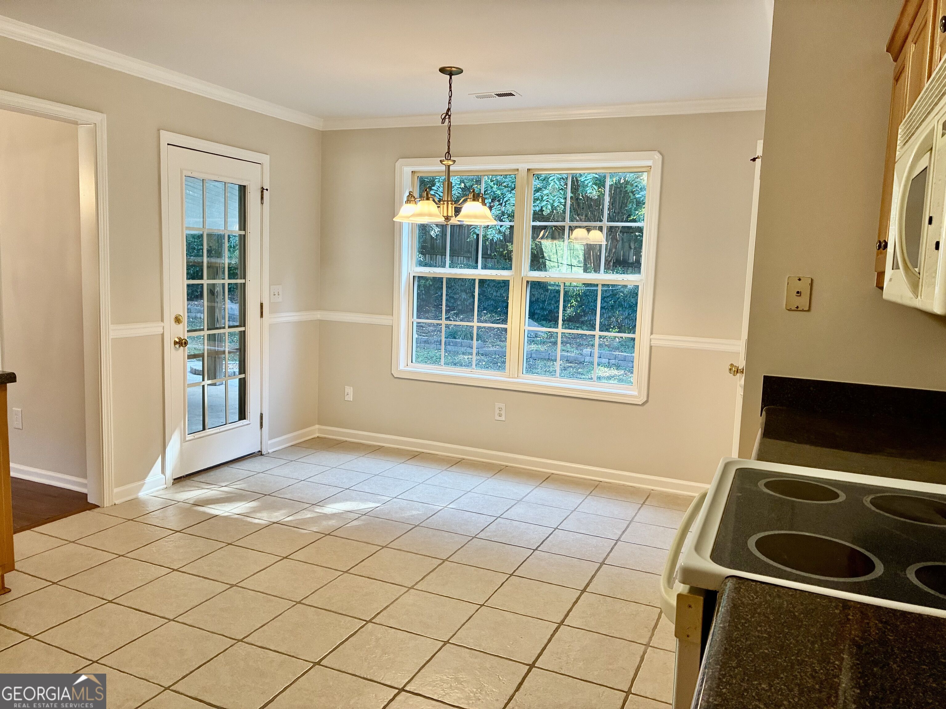 5 Foothills Drive Sw Property Photo 8