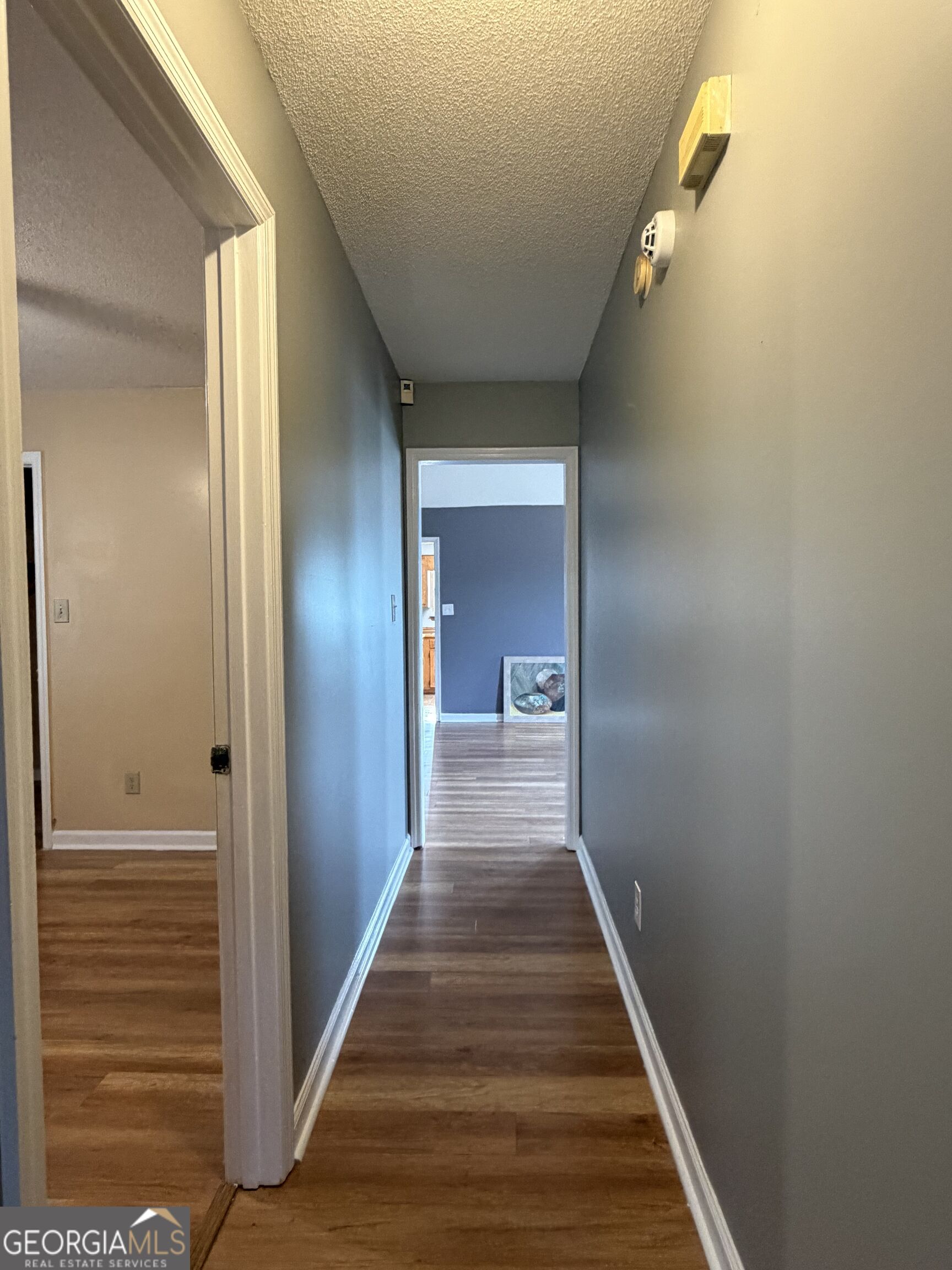 2707 Tara Heights Court Property Photo 9