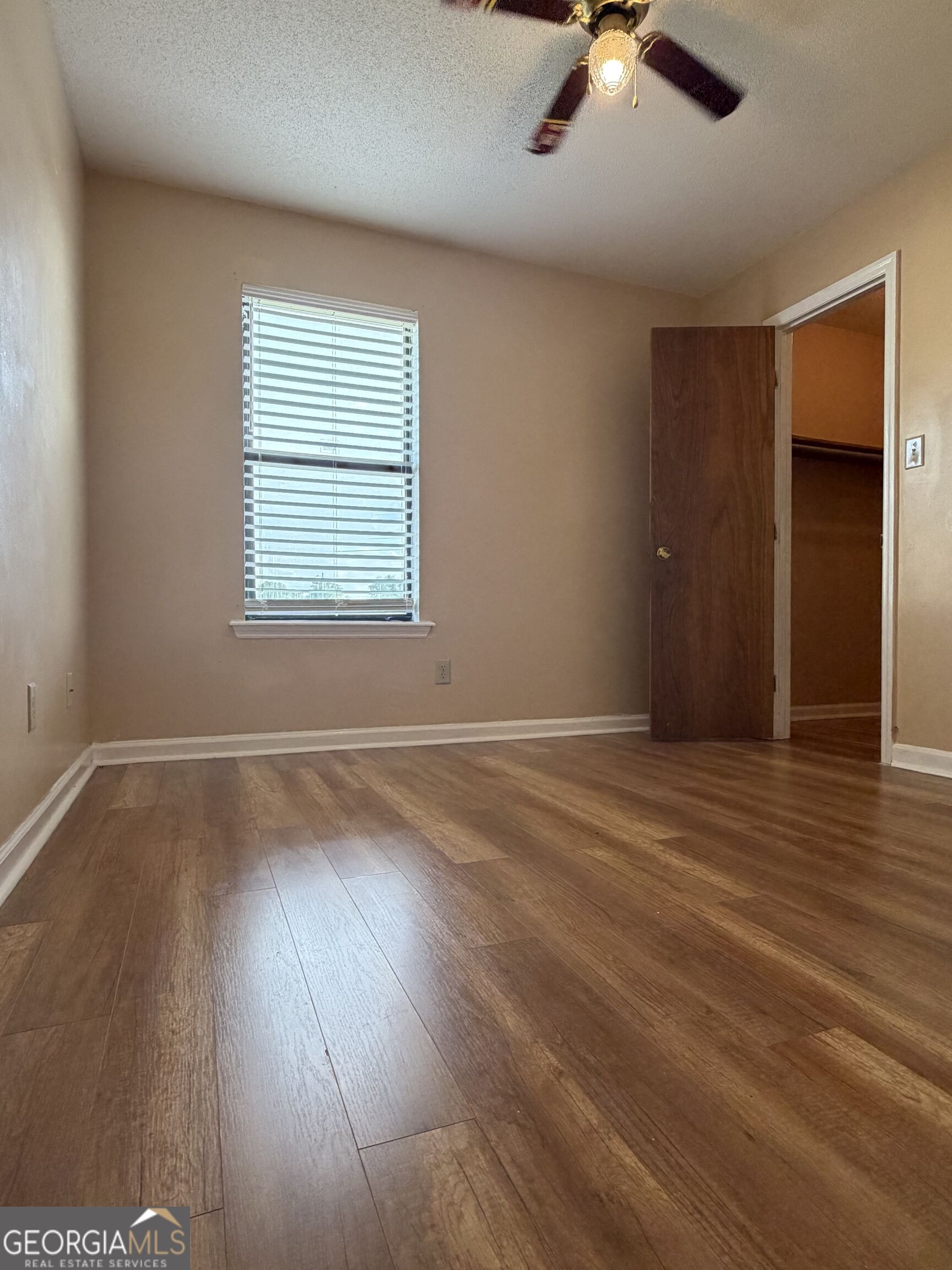 2707 Tara Heights Court Property Photo 10