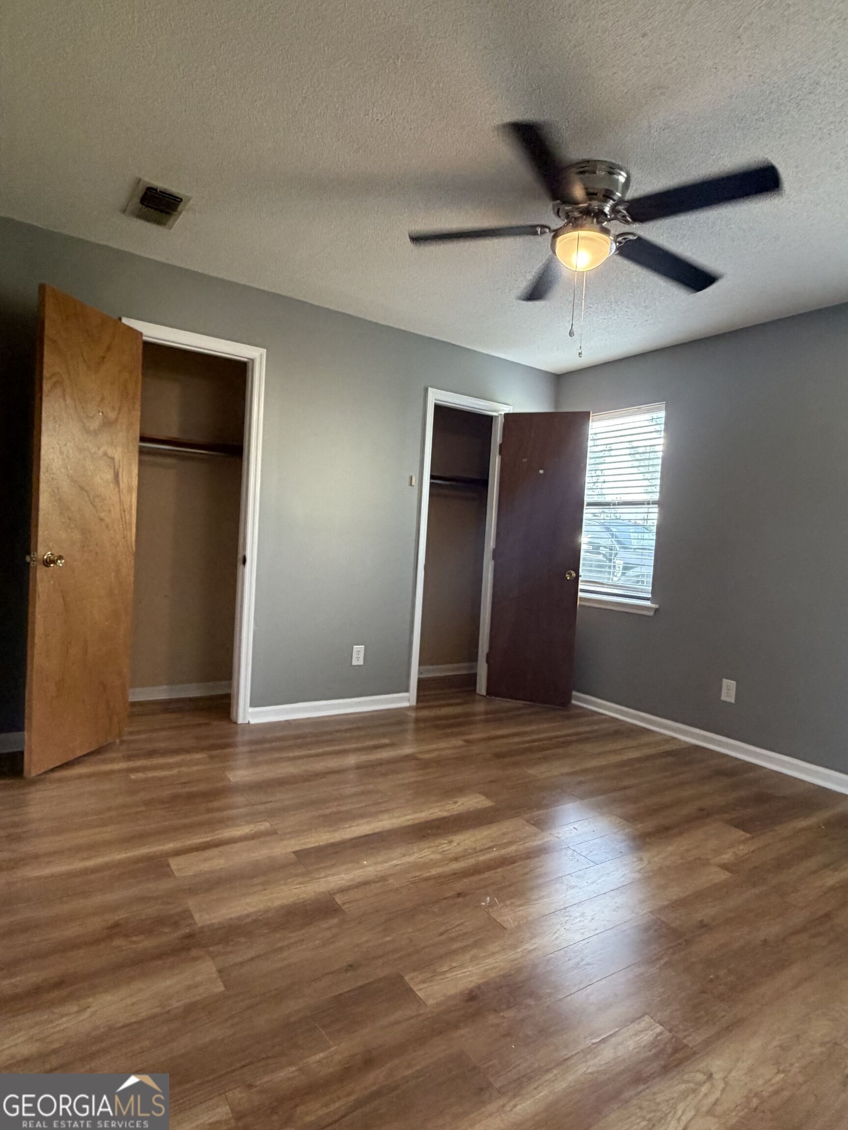2707 Tara Heights Court Property Photo 13
